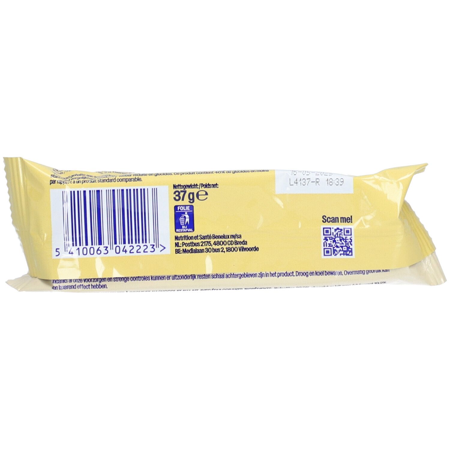 WE CARE Barre Chocolat Noisettes. Verso de l'emballage. Code-barres, QR code et informations nutritionnelles.