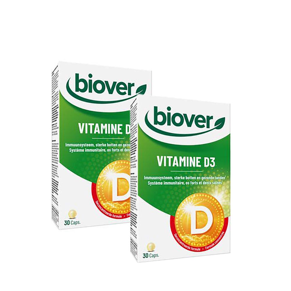 Twee dozen Biover Vitamine D3. Witte verpakking met groen logo en tekst. Bevat 30 capsules. Geel D-symbool.