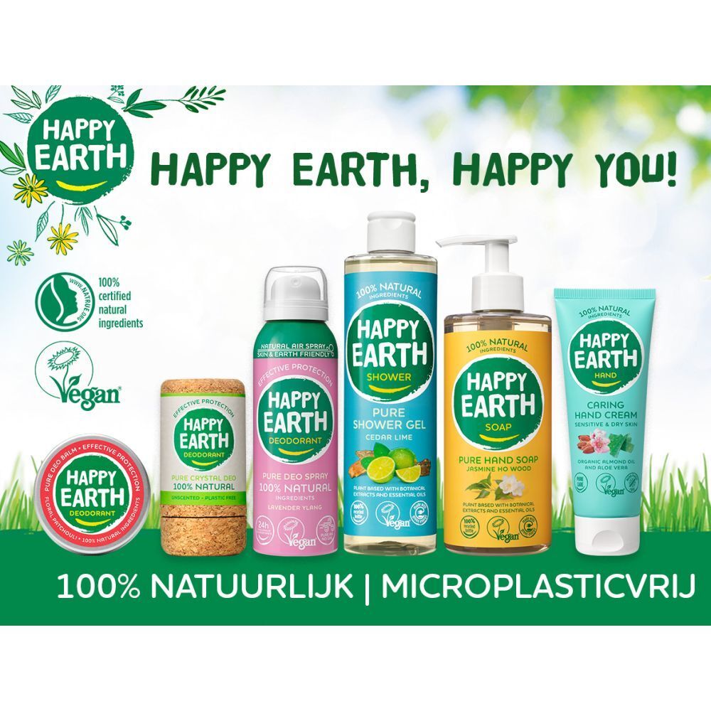 Werbebild mit Happy Earth Produkten. Verschiedene Produkte auf einer grünen Wiese. Logos und Schriftzüge.