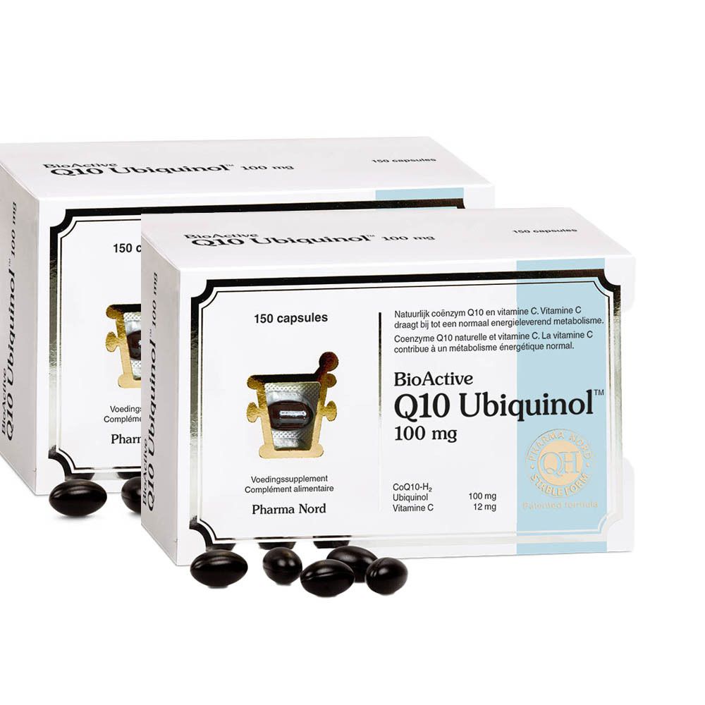 Deux boîtes blanches avec texte BioActive Q10 Ubiquinol 100 mg. 150 capsules. Capsules noires à côté.