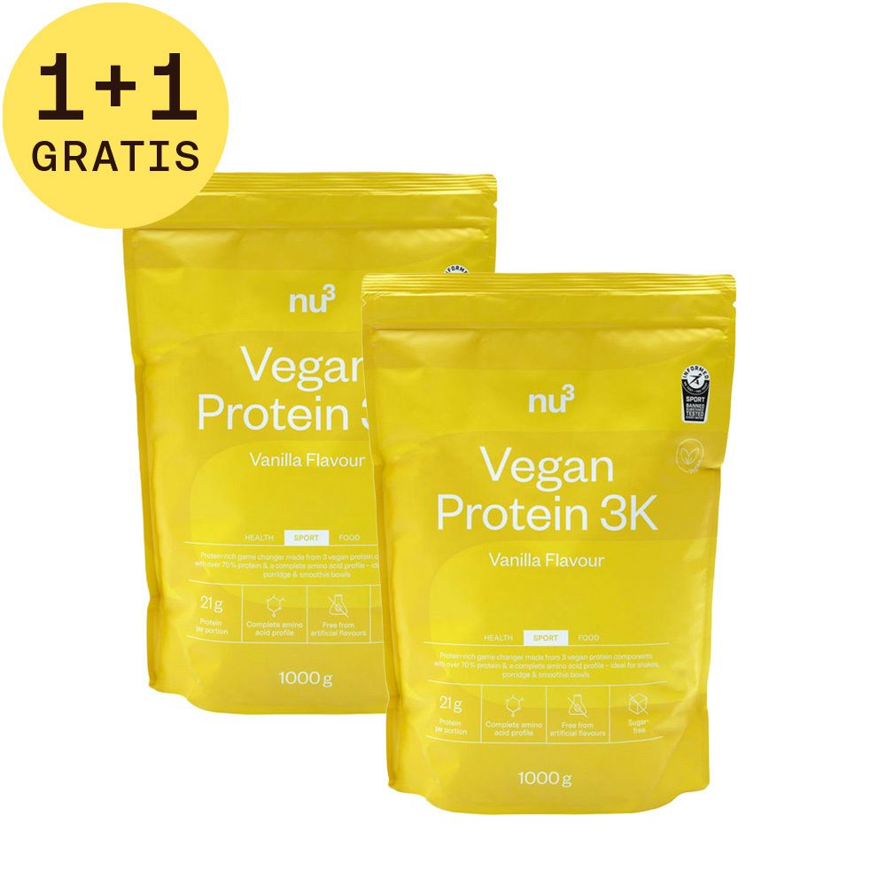 Twee gele zakken Vegan Protein 3K met opdruk en 1+1 GRATIS sticker.