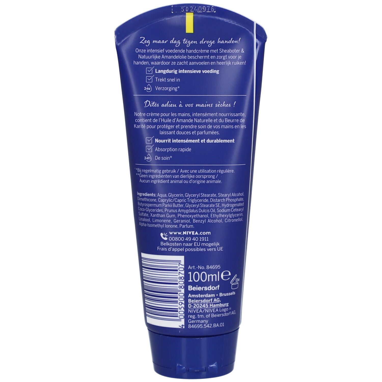 Rückseite der blauen Nivea Handcreme-Tube. Text in mehreren Sprachen. Inhaltsstoffe und Kontaktinformationen. 100ml.