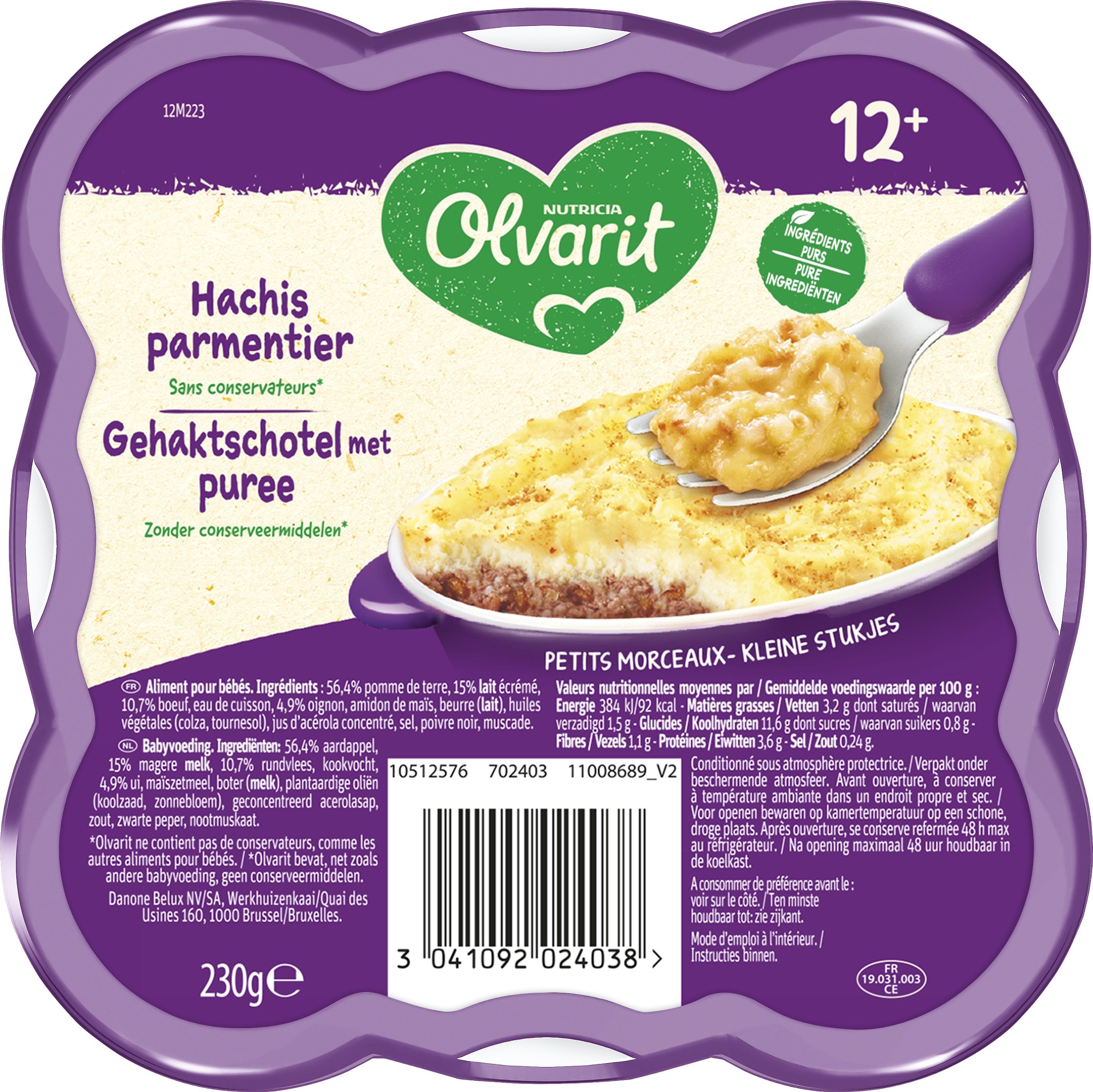 Plat préparé pour bébés. Olvarit Teller 12m+ Hachis parmentier. Emballage avec photo du produit et cuillère.