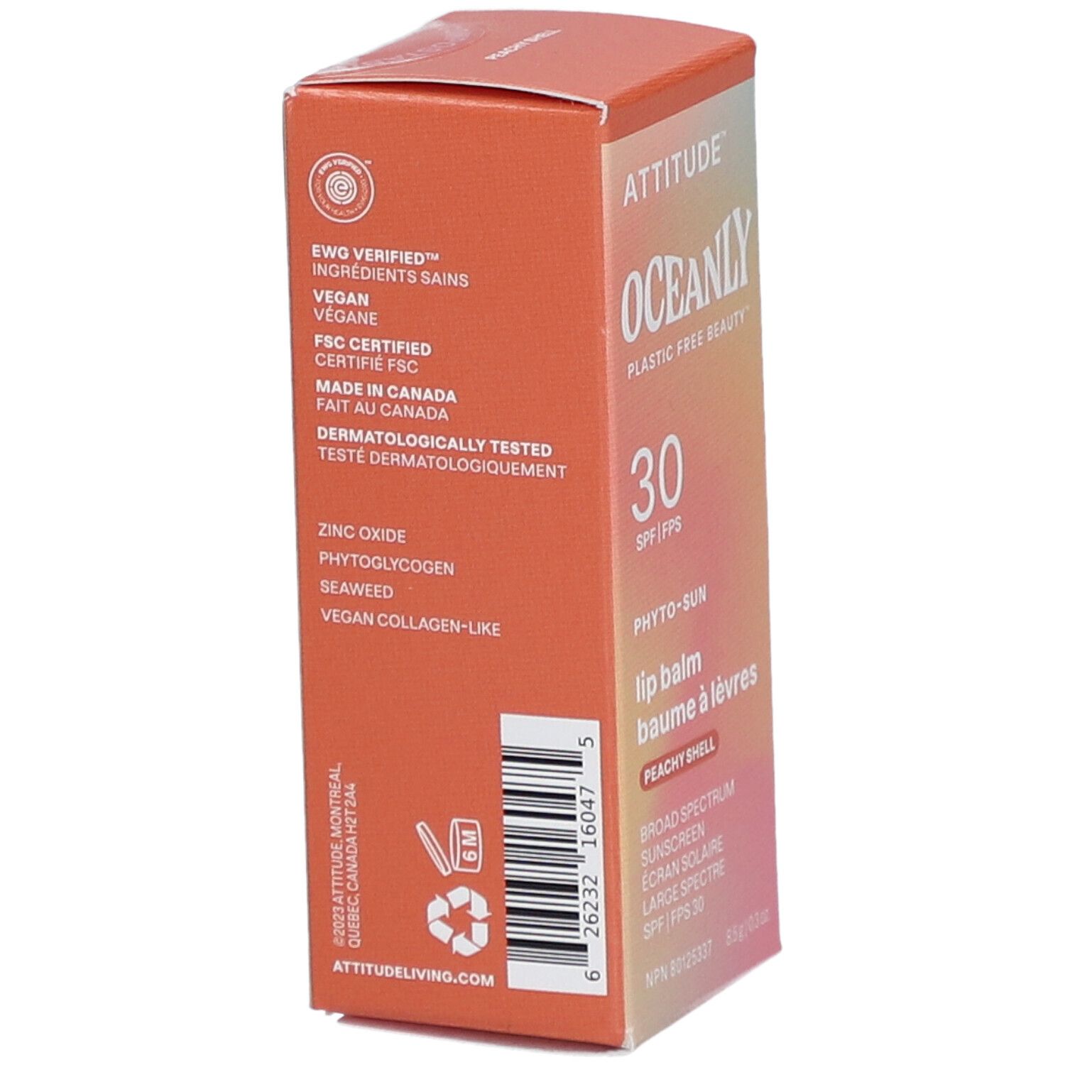 Karton für Lippenbalsam. Marke: Attitude Oceanly. Text: 30 SPF, Peachy Shell. Vegan, FSC-zertifiziert. Dermatologisch getestet.
