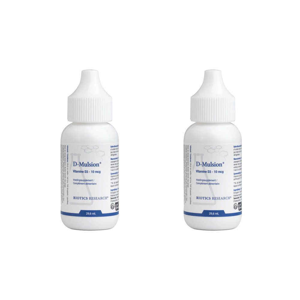 Twee witte flessen met de productnaam D-Mulsion en de tekst Vitamine D3 - 10 mcg. Biotics Research.