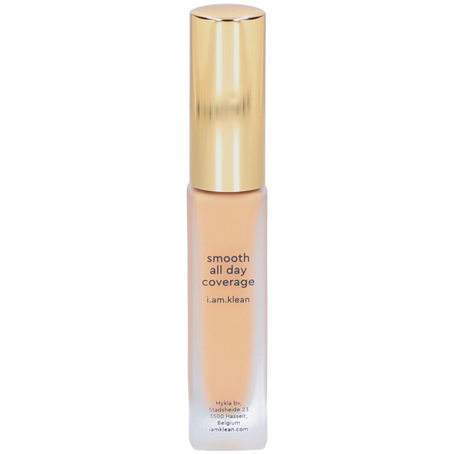 Flüssiger Concealer in einer rechteckigen Flasche mit goldenem Deckel. Auf der Flasche steht "smooth all day coverage i.am.klean".