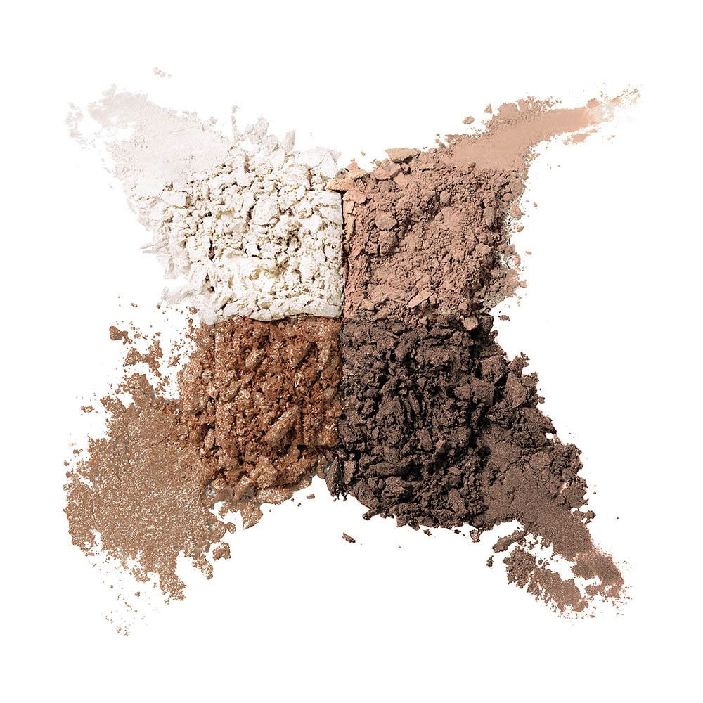 Vier Farbfelder Lidschatten in Beige- und Brauntönen, auf weißem Hintergrund verstreut.