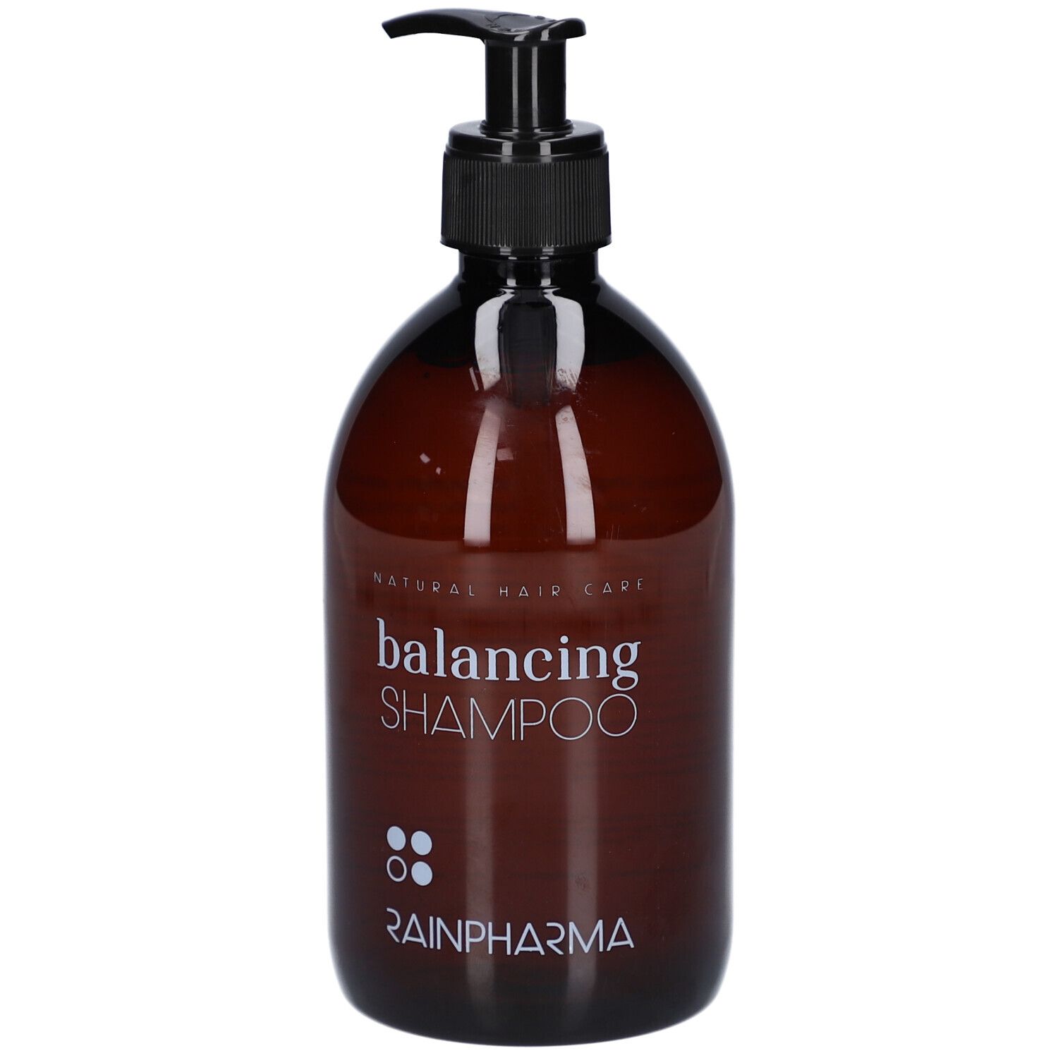 Braune Flasche mit schwarzem Pumpverschluss. Aufschrift: balancing SHAMPOO, RainPharma. Natürliche Haarpflege.