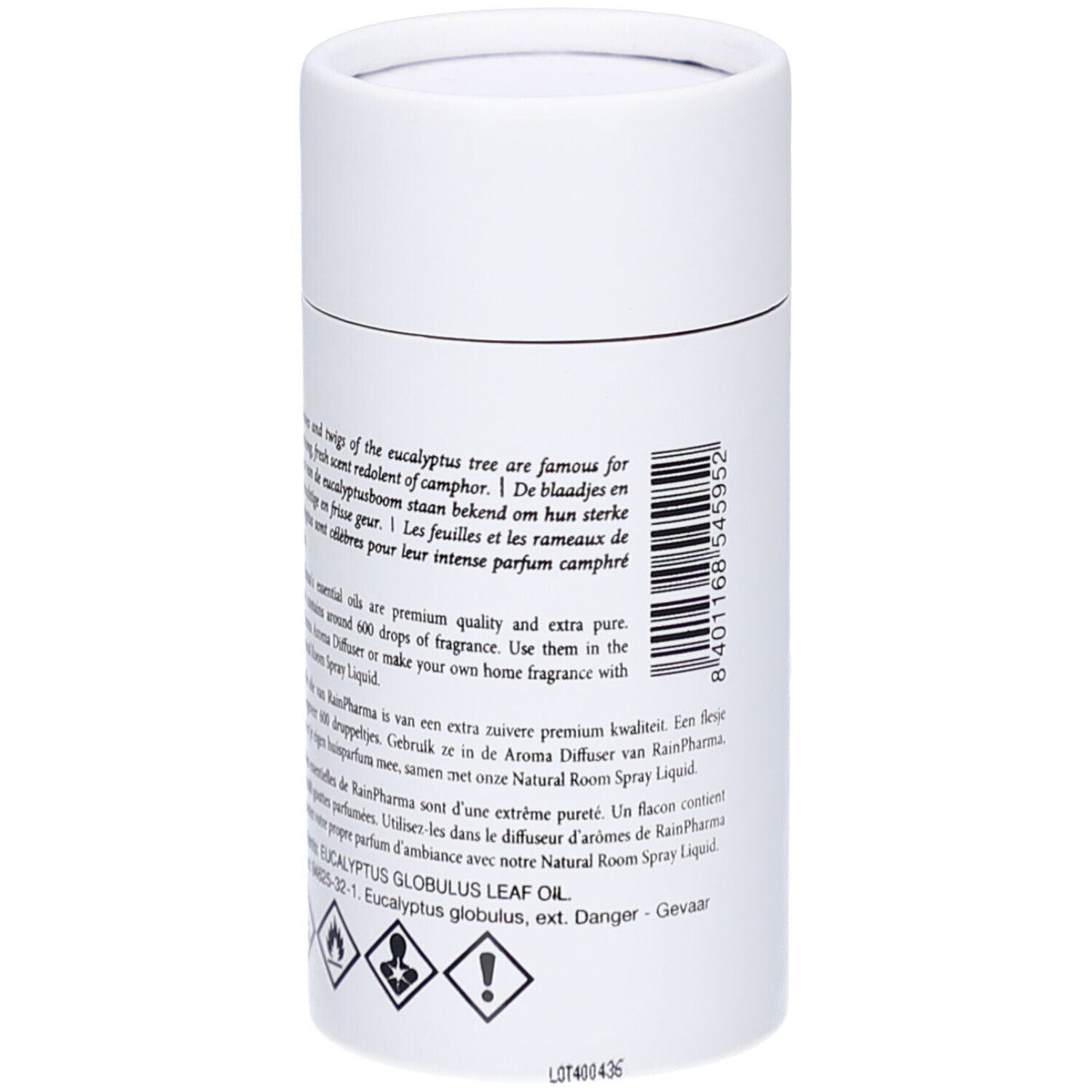 Weiße zylindrische Verpackung. Text: Eucalyptus globulus leaf oil, Gefahr-Piktogramme, Text in mehreren Sprachen.