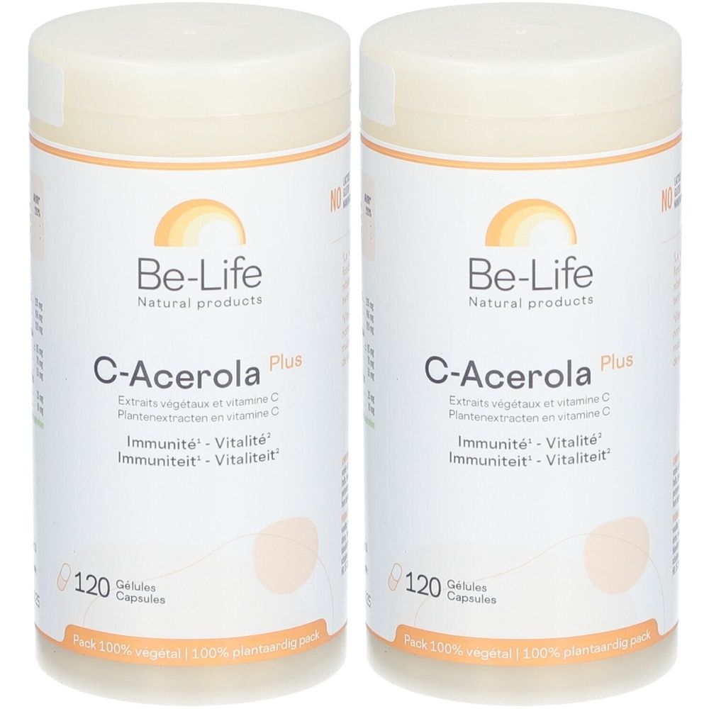 Twee witte containers met deksels. Opschrift: Be-Life, C-Acerola Plus, 120 Gelules Capsules. Verpakking 100% plantaardig.