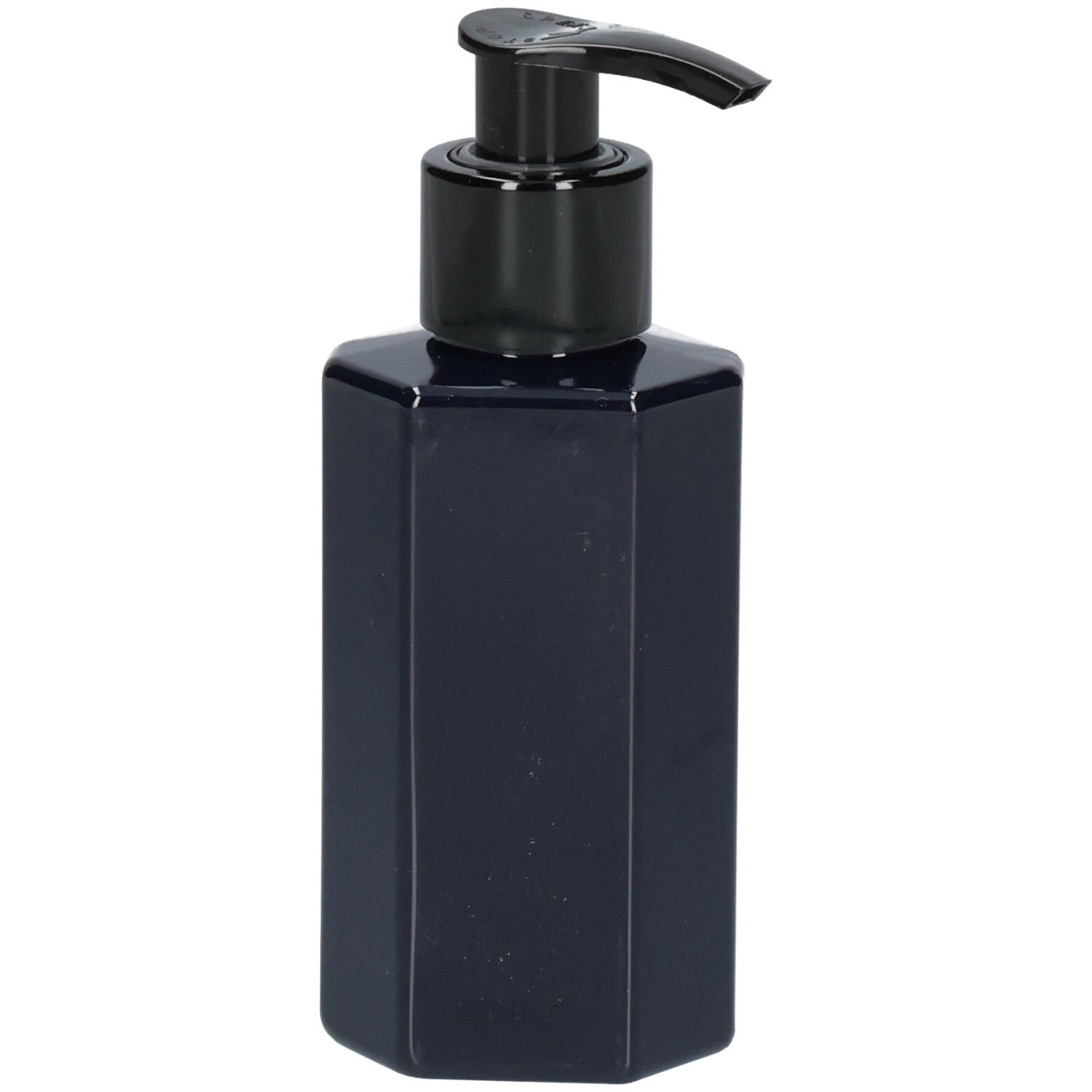 Dunkelblaue, sechseckige Flasche mit schwarzem Spender. Keine weiteren Details sichtbar.