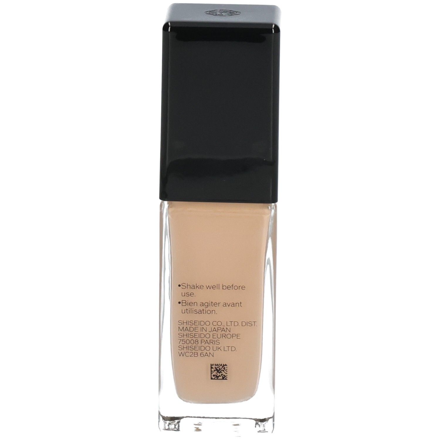 Rückseite der Shiseido Synchro Skin Radiant Lifting Foundation Flasche. Enthält Anwendungshinweise und Herstellerinformationen.