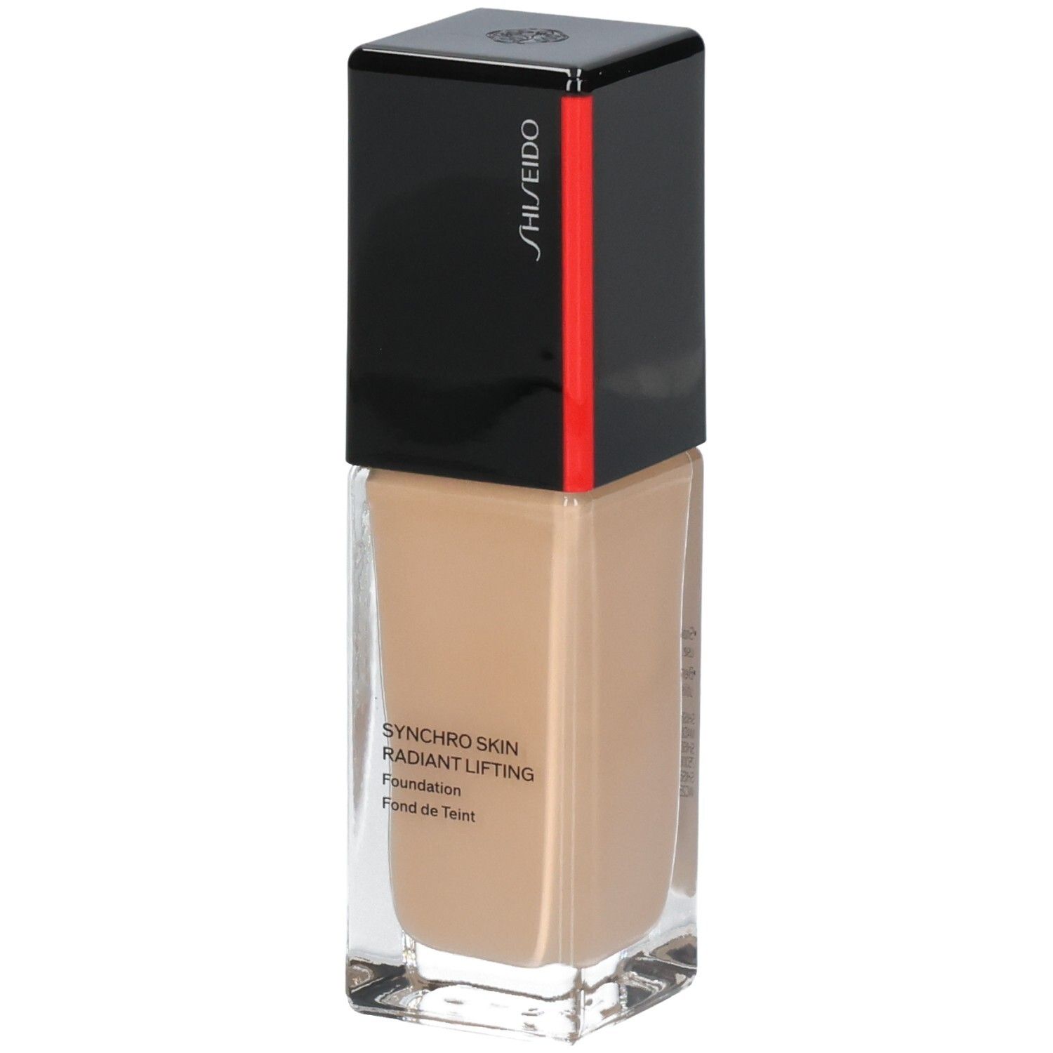 Shiseido Synchro Skin Radiant Lifting Foundation, Farbton 330. Glasflasche mit schwarzem Deckel und rotem Akzent, Seitenansicht.