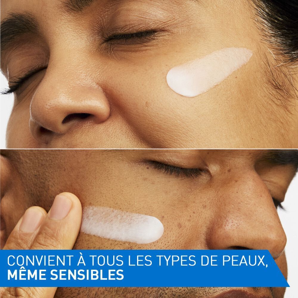 Crème appliquée sur la peau. CeraVe Skin Renewing Crème Peptides. Texte.