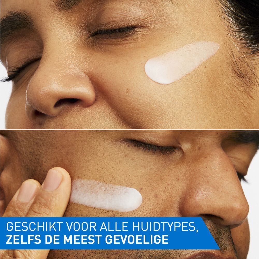 Crème aangebracht op de huid. CeraVe Skin Renewing Crème Peptides. Tekst.