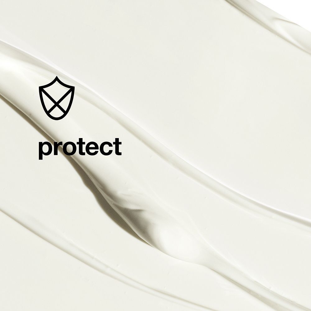 Textur einer weißen Creme mit einem Schutzschild-Symbol und dem Wort 'protect'.