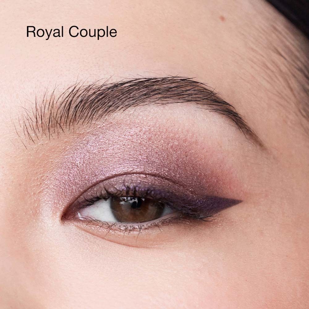 Augen-Make-up mit lila und dunklem Eyeliner, Farbton Royal Couple.