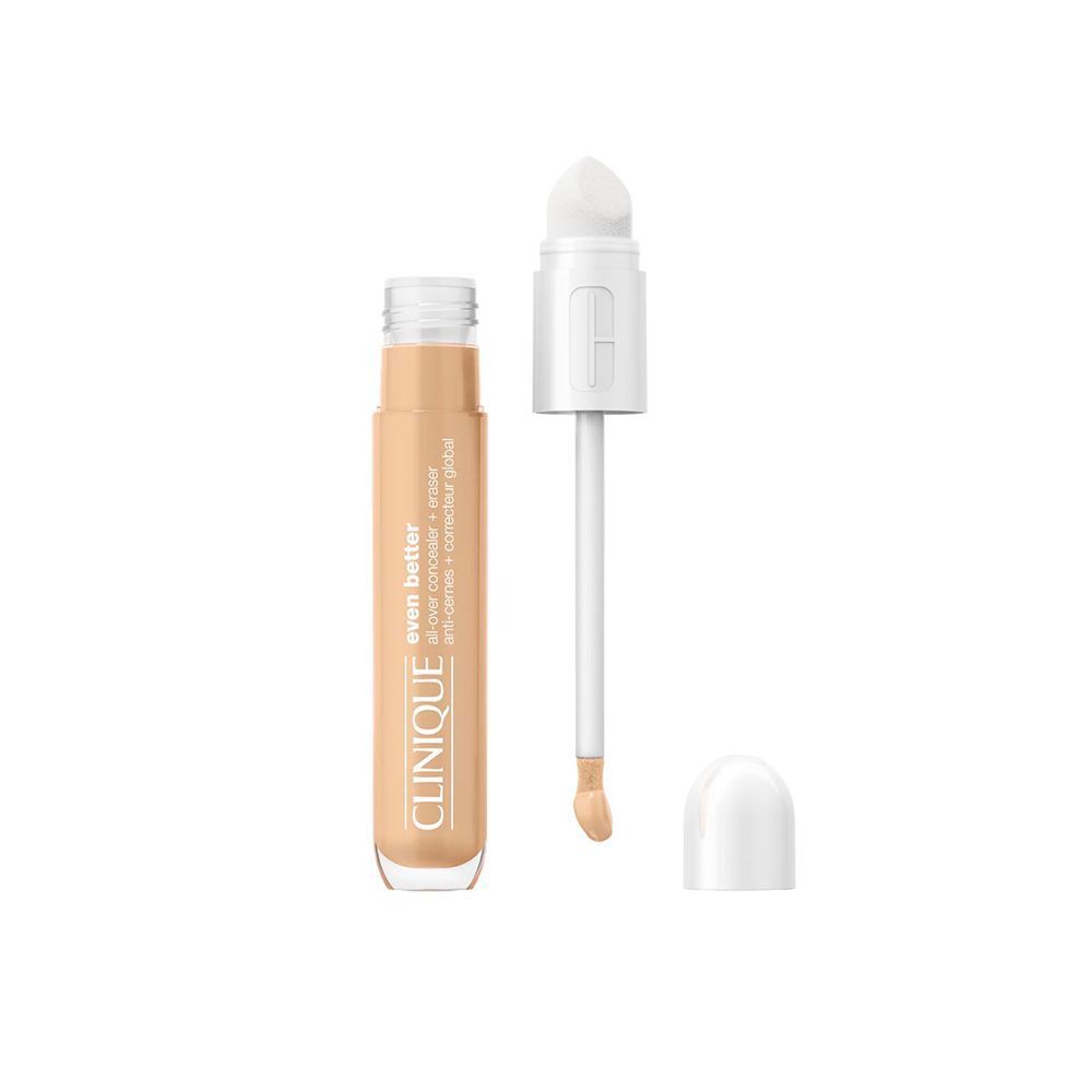 Ein Clinique Even Better Concealer geöffnet, mit Applikatorstab und separatem Deckel.