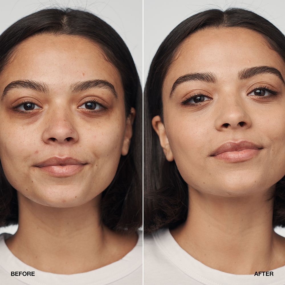 Vorher-Nachher-Vergleich einer Frau, die Clinique Even Better Clinical Serum Foundation trägt.