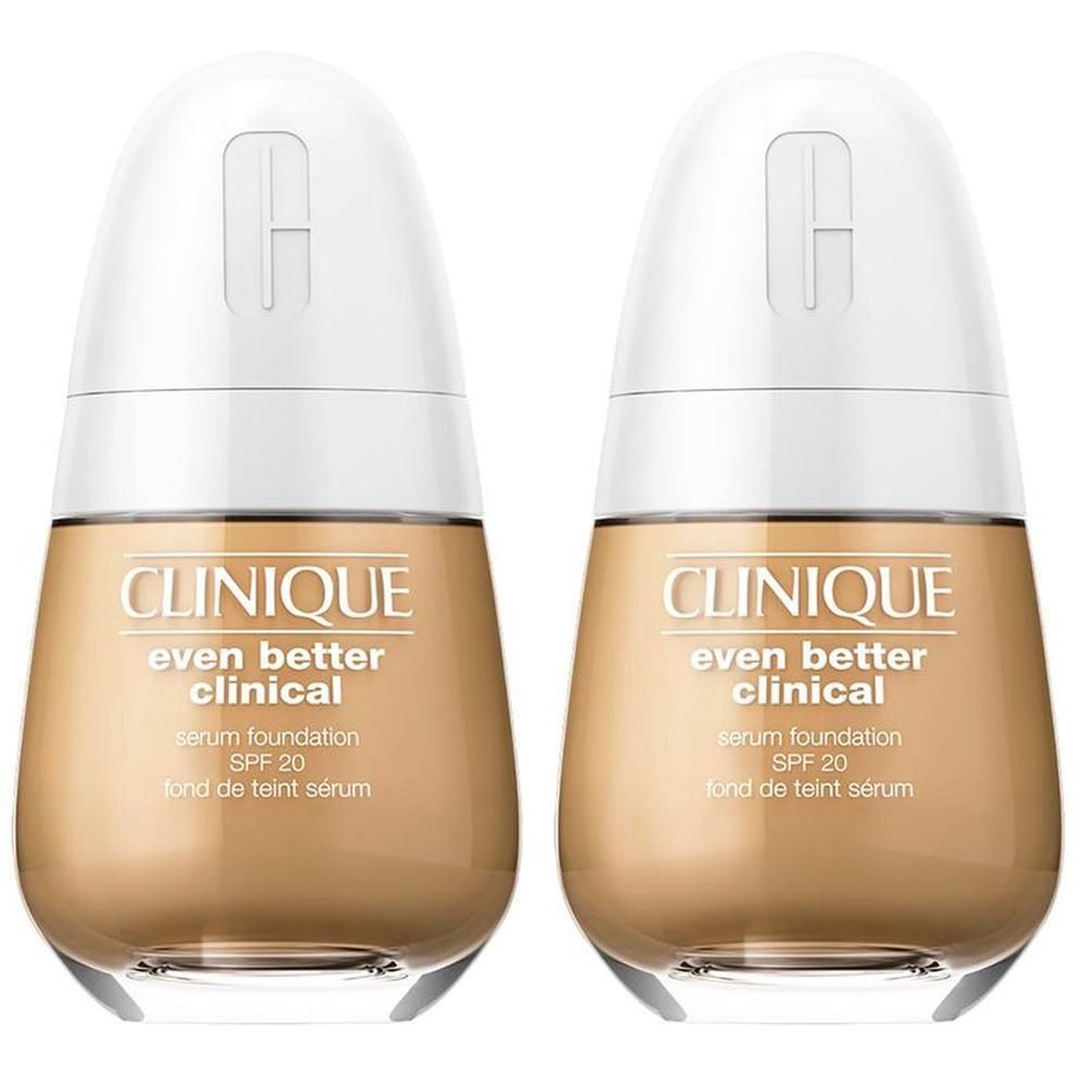 Zwei Flaschen Clinique Even Better Clinical Serum Foundation SPF 20 in Sandfarbe.