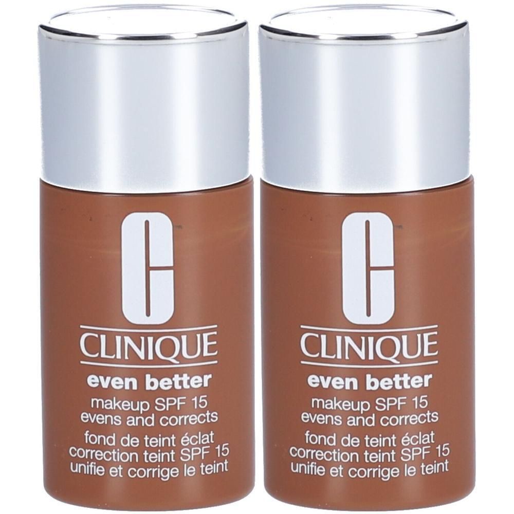 Zwei Clinique Even Better Make-up SPF 15 Flakons in Braun.