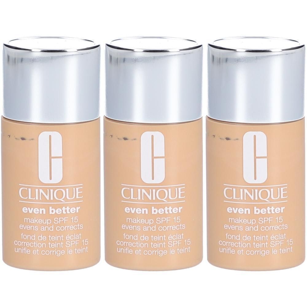 Drei Flaschen CLINIQUE Even Better Make-up SPF 15 in der Farbe Meringue.