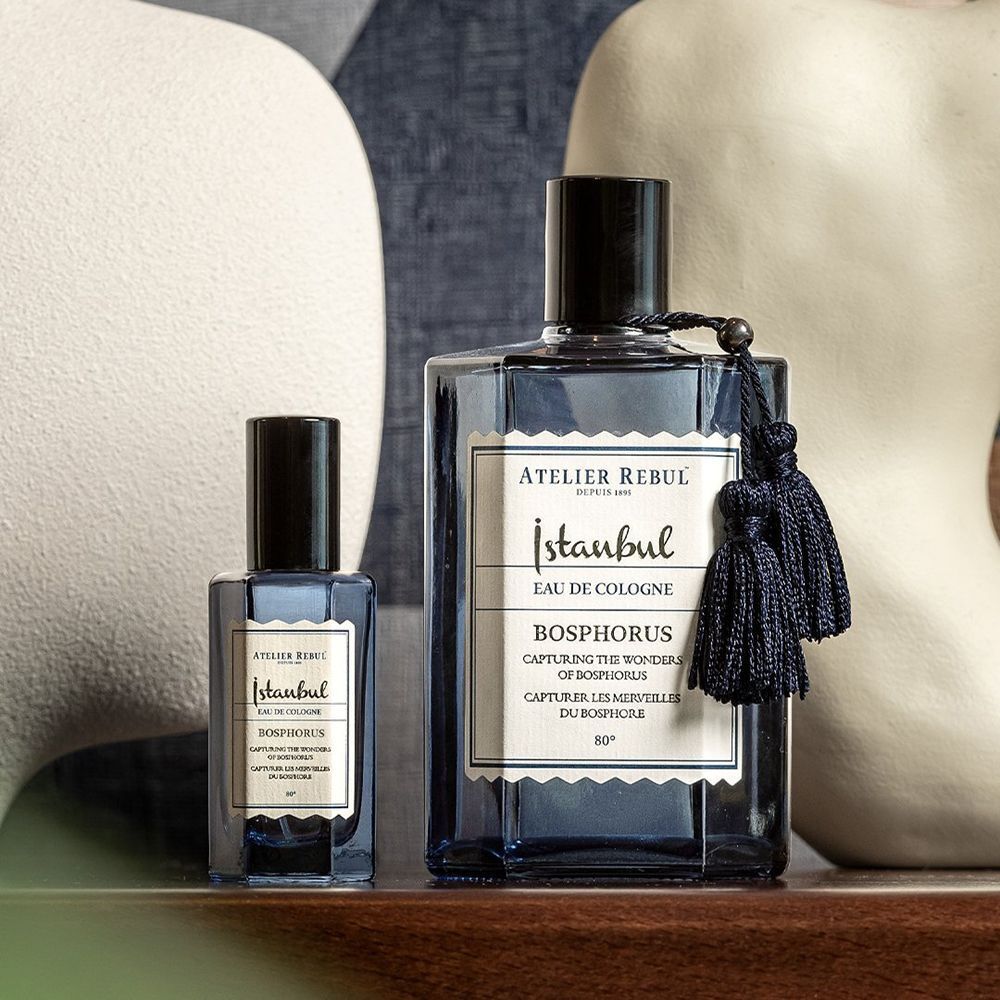 Zwei Flakons Atelier Rebul Istanbul Bosphorus Eau de Cologne.