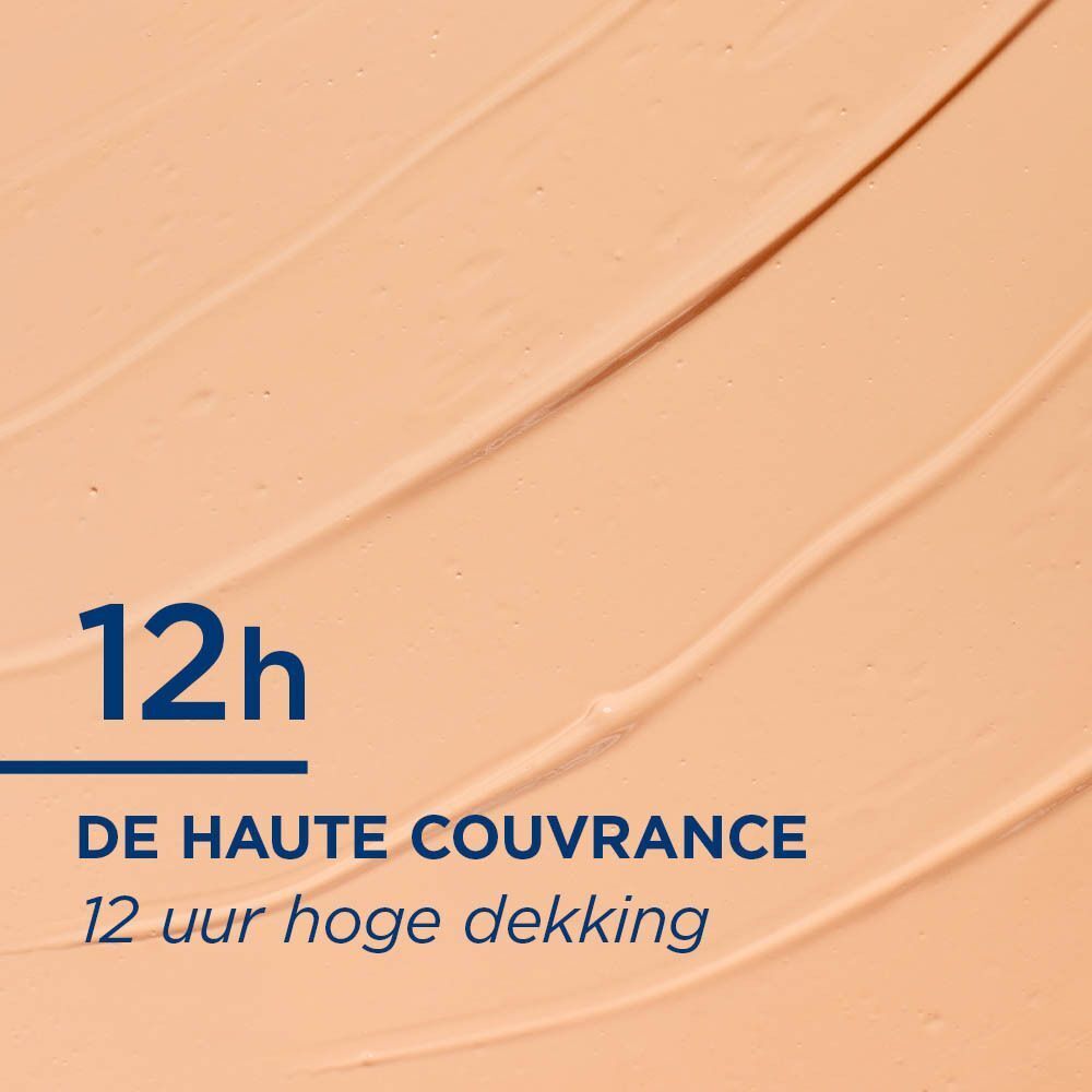 Lichte huidtint met 12 uur hoge dekking.