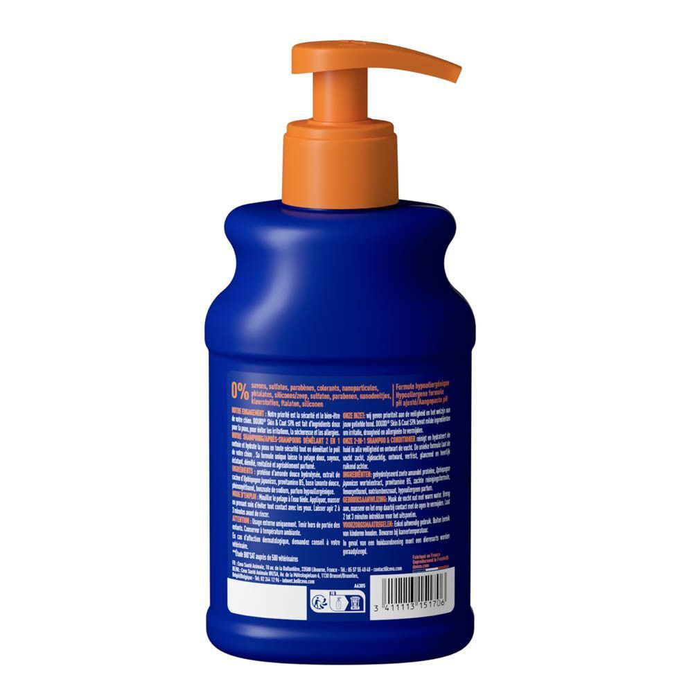 Un flacon pompe DOUXO® Skin & Coat Spa.