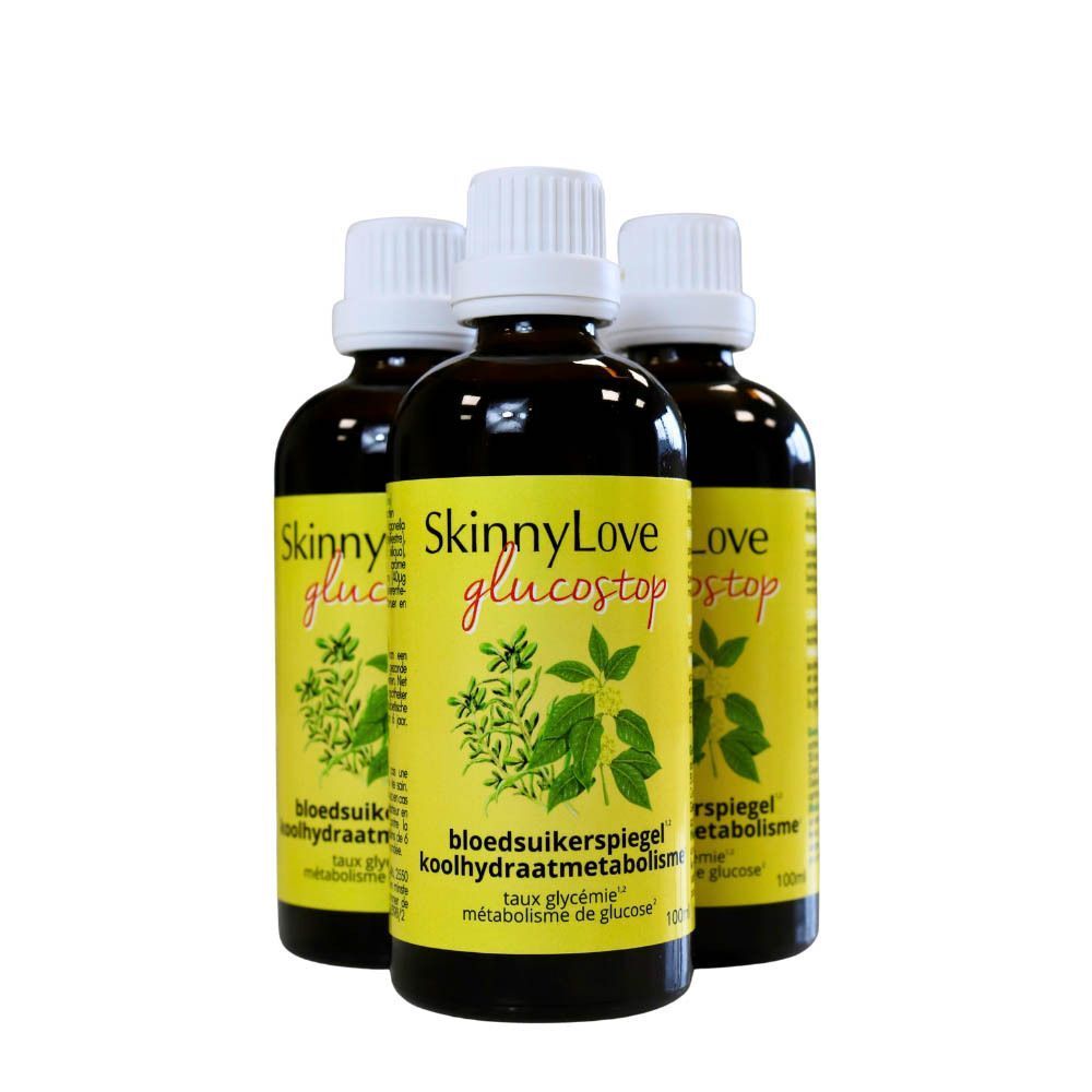 Trois flacons en verre brun avec étiquette jaune pour SkinnyLove Glucostop, 100ml, en perspective légèrement décalée.
