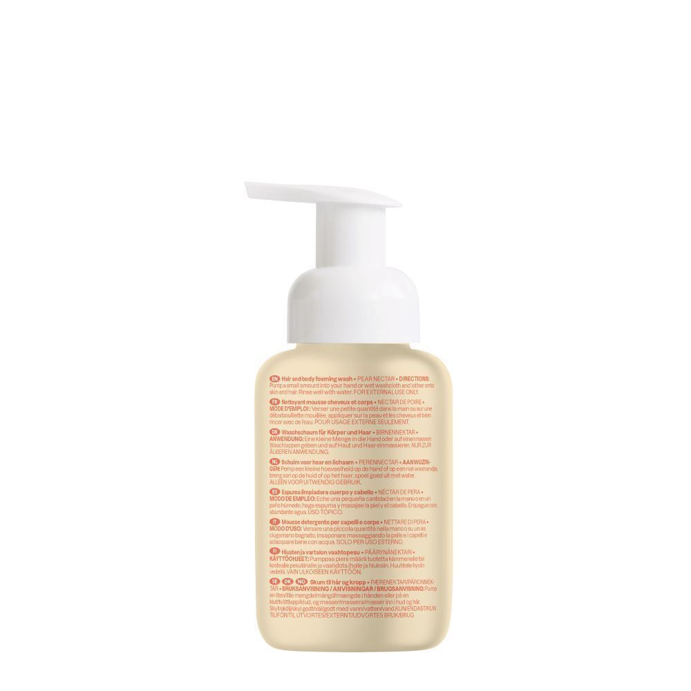 Flasche mit weißem Pumpspender, cremefarbener Inhalt, Rückseite mit mehrsprachigen Anweisungen.