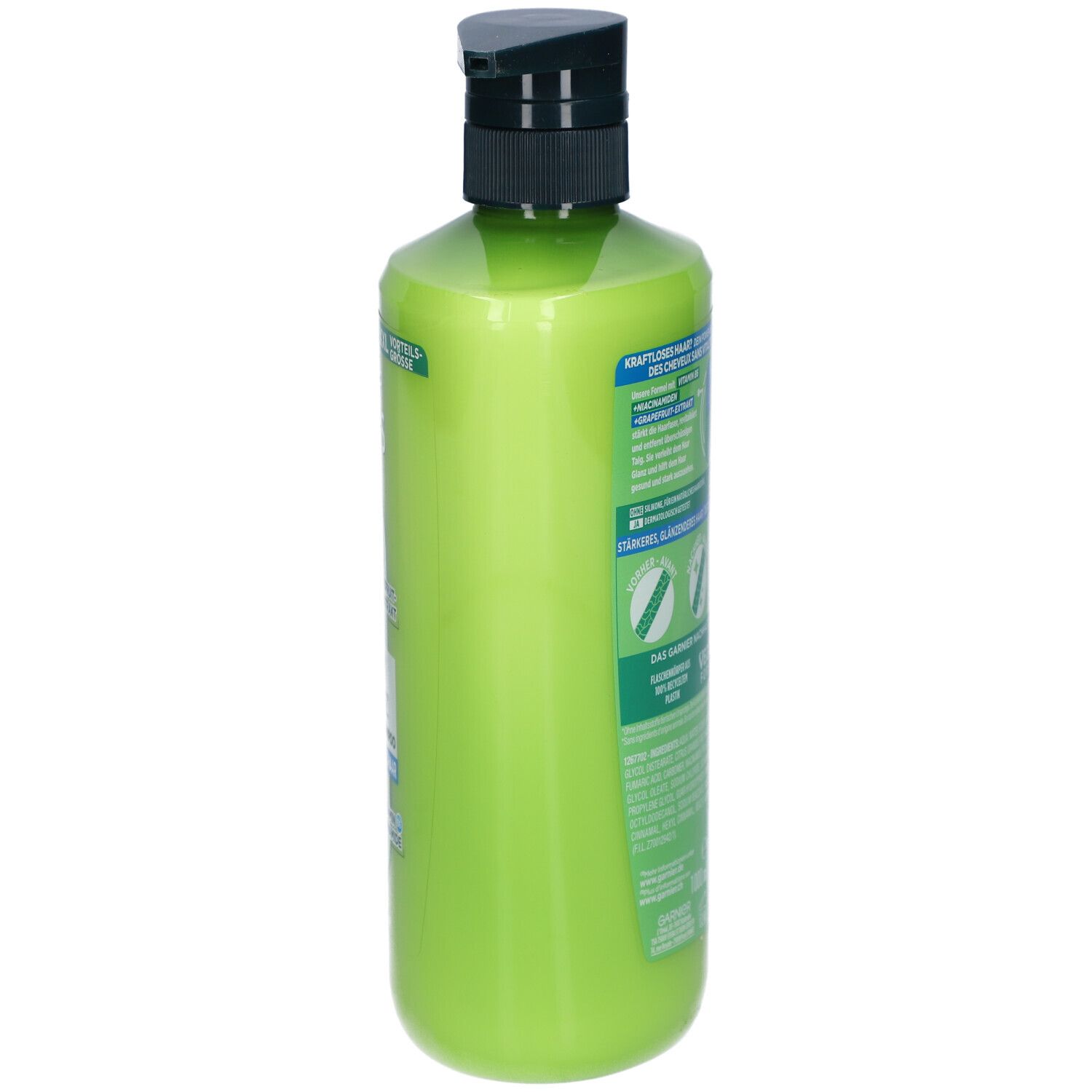 Flacon de shampooing vert, vue latérale. Pompe noire. Texte: Corps du flacon en plastique 100% recyclé.