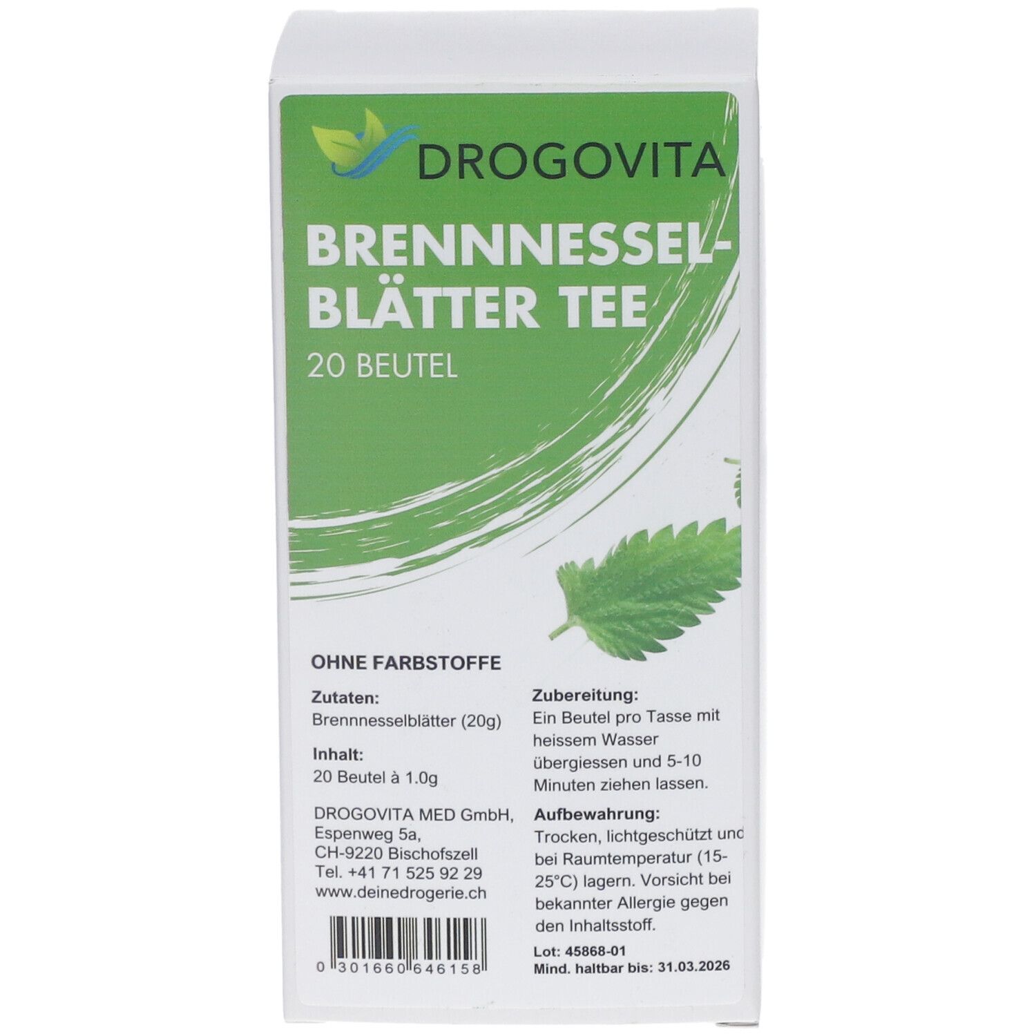Weißer Karton mit grünem Etikett. DROGOVITA Brennnesselblätter Tee, 20 Beutel. Abbildung einer Brennnessel. Text: Ohne Farbstoffe.