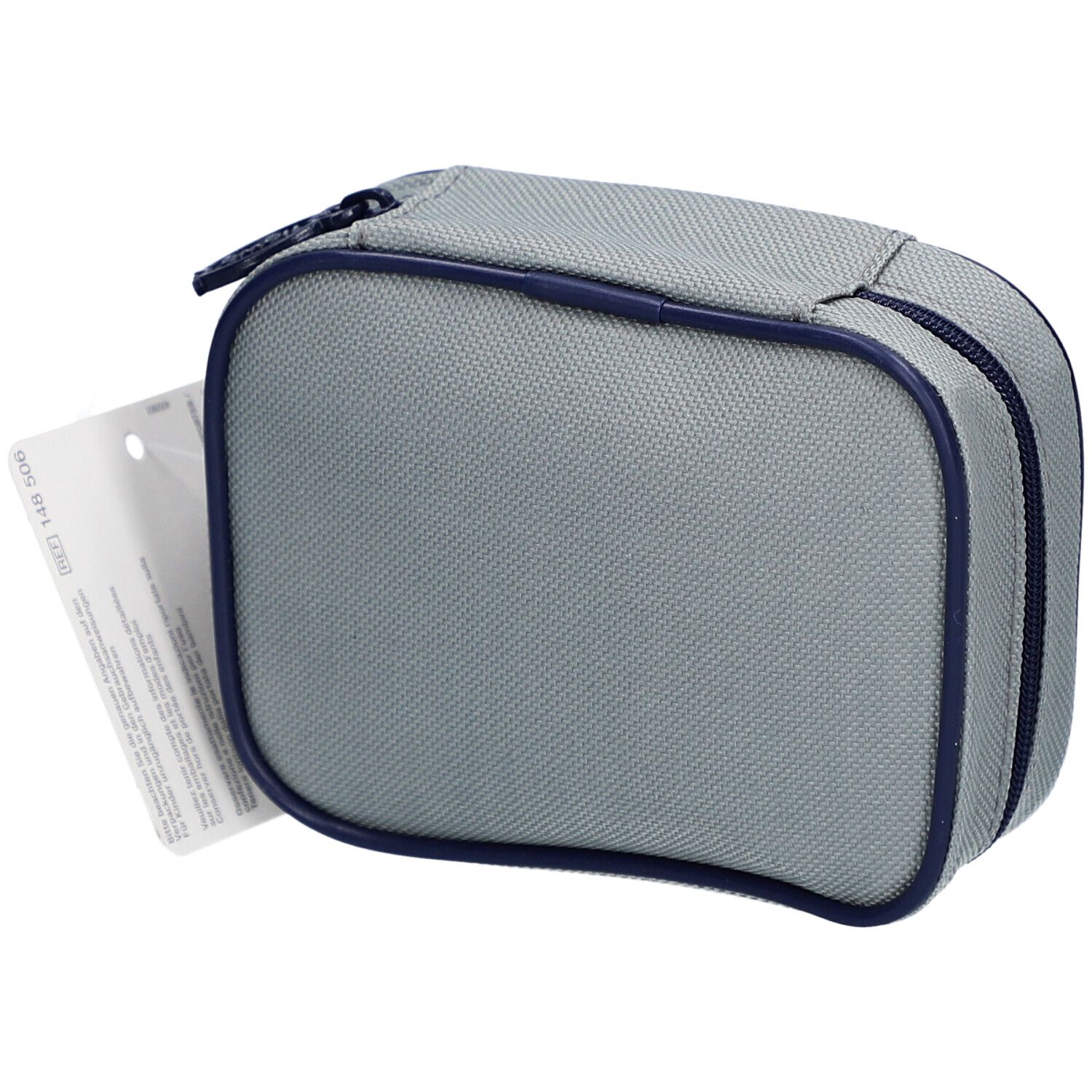 Graue Erste-Hilfe-Tasche mit blauem Reißverschluss und Umrandung. Anhänger mit Text. Logo "flawa".
