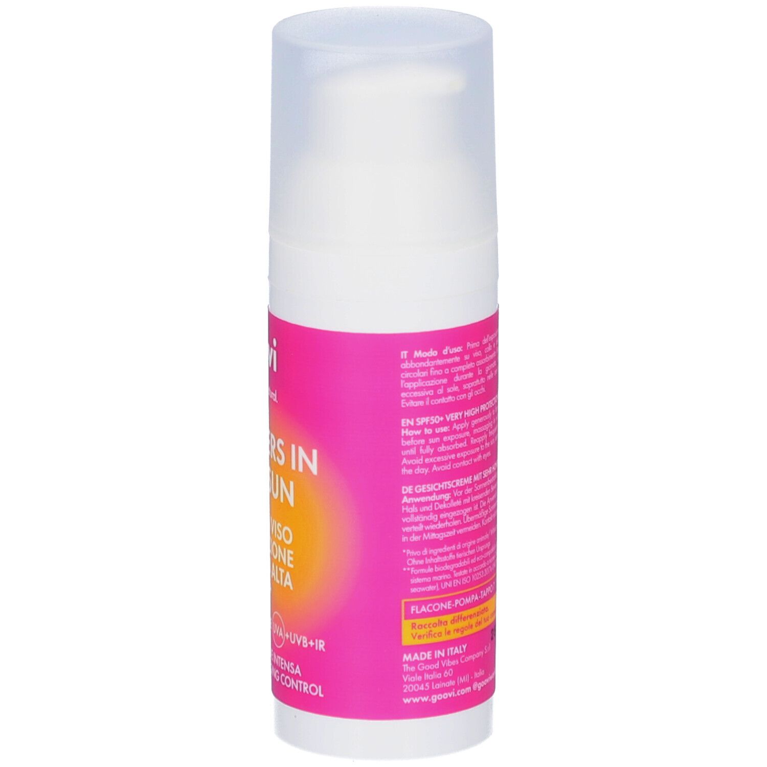 Weiße Flasche mit rosa Etikett. Aufschrift: GOOVI, Lovers in the Sun, Creme Viso Protezione Molto Alta SPF 50+. Mit UV-Schutz.