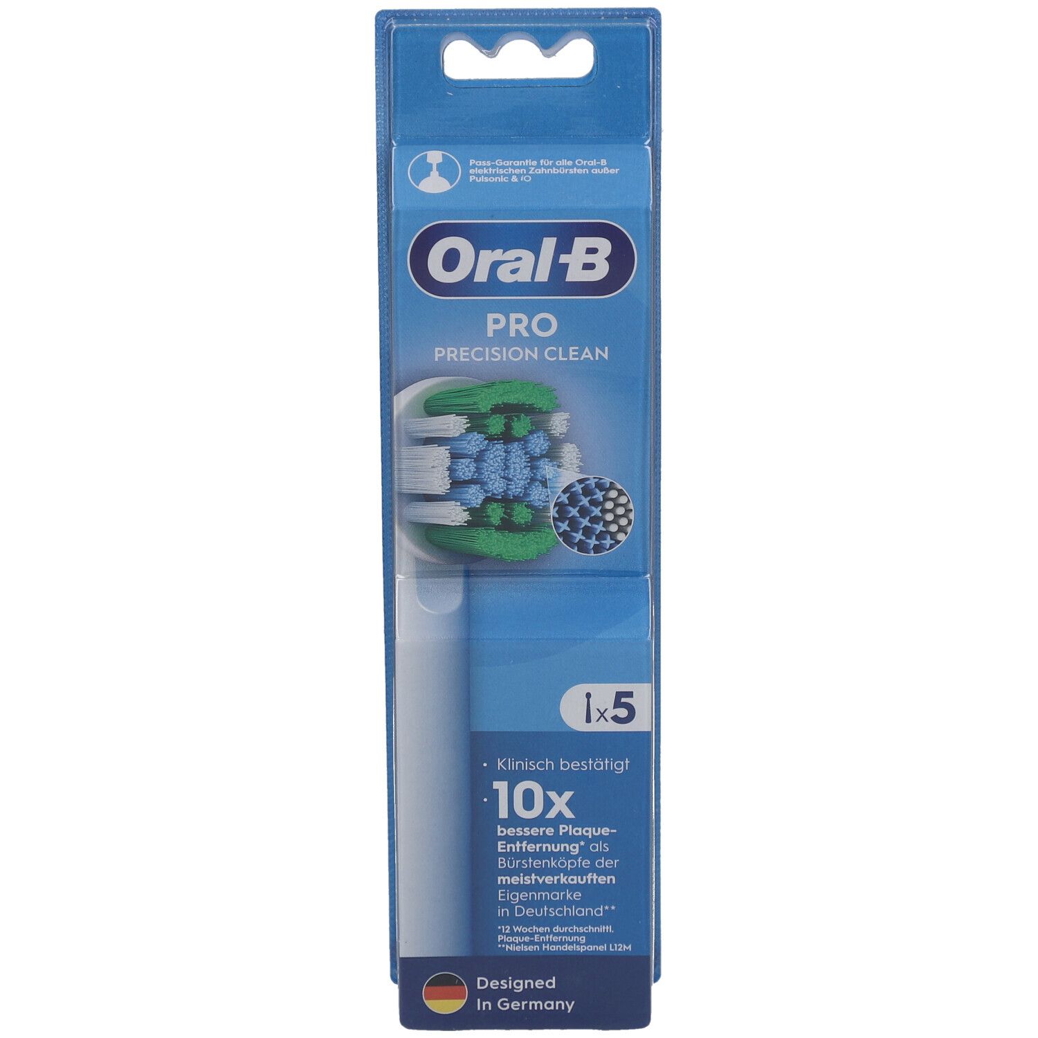 Oral-B Pro Precision Clean Zahnbürstenköpfe. Verpackung mit 5 Stück. Blaue und grüne Borsten. Sichtbare Marke und Produktname.