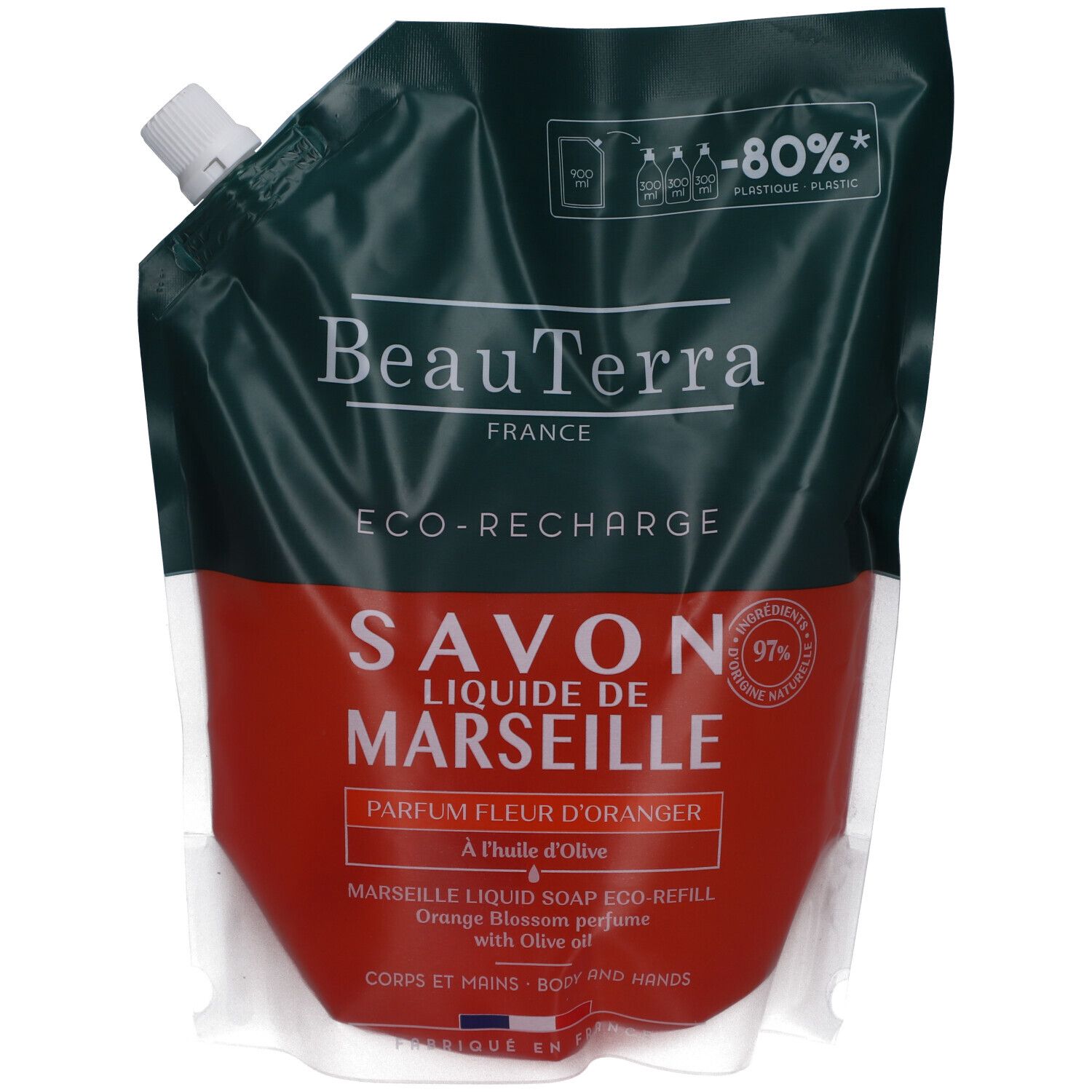 Nachfüllpackung Savon Liquide de Marseille. Grün-rote Verpackung mit weißem Verschluss. Text: "BeauTerra", "Savon de Marseille".