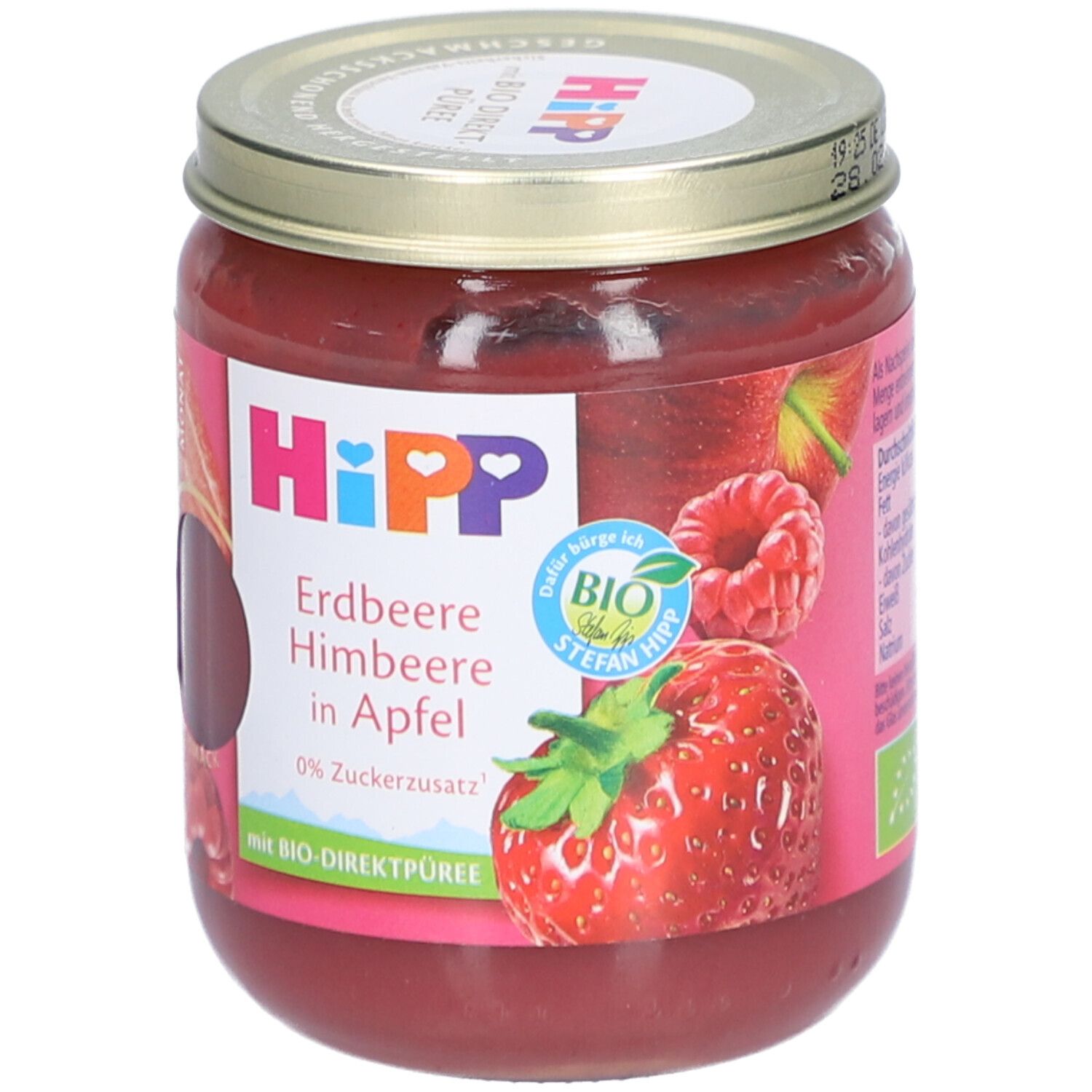 Glas mit rotem Inhalt. Etikett mit Logo, Produktname, Erdbeere, Himbeere, Apfel. Bio-Siegel.