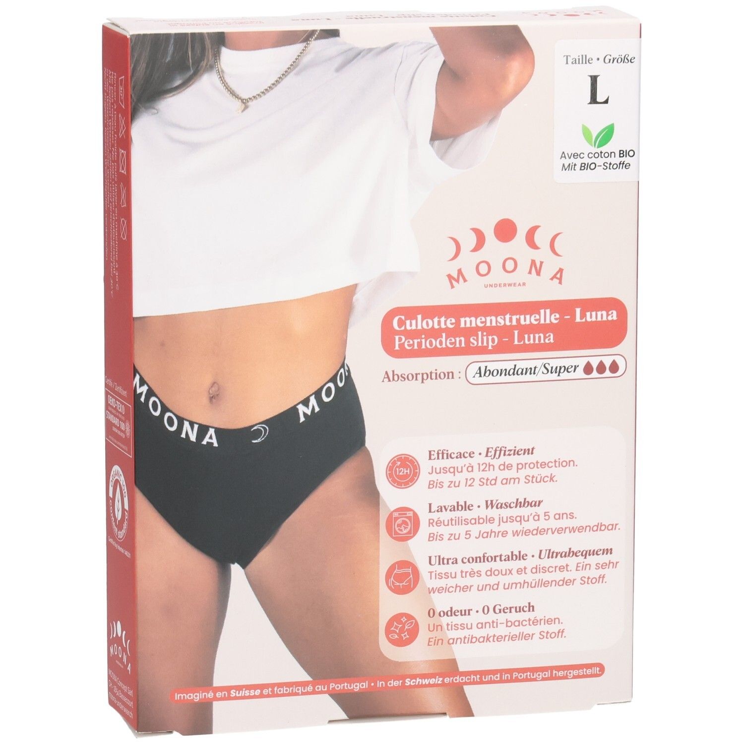 Verpackung mit schwarzem MOONA Menstruationsslip Luna, Größe L. Aufdrucke: Marke, Produktname, Größe, Saugstärke, Bio-Baumwolle.
