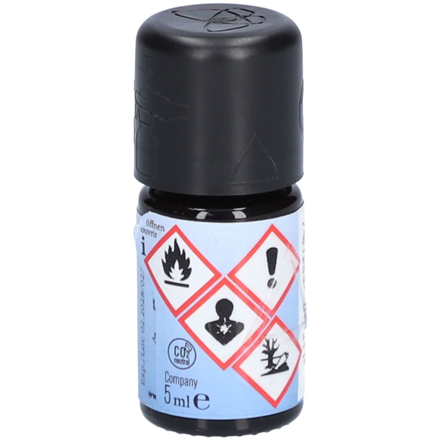 Flacon en verre brun avec bouchon noir. Étiquette avec symboles d'avertissement, texte et "5ml e".