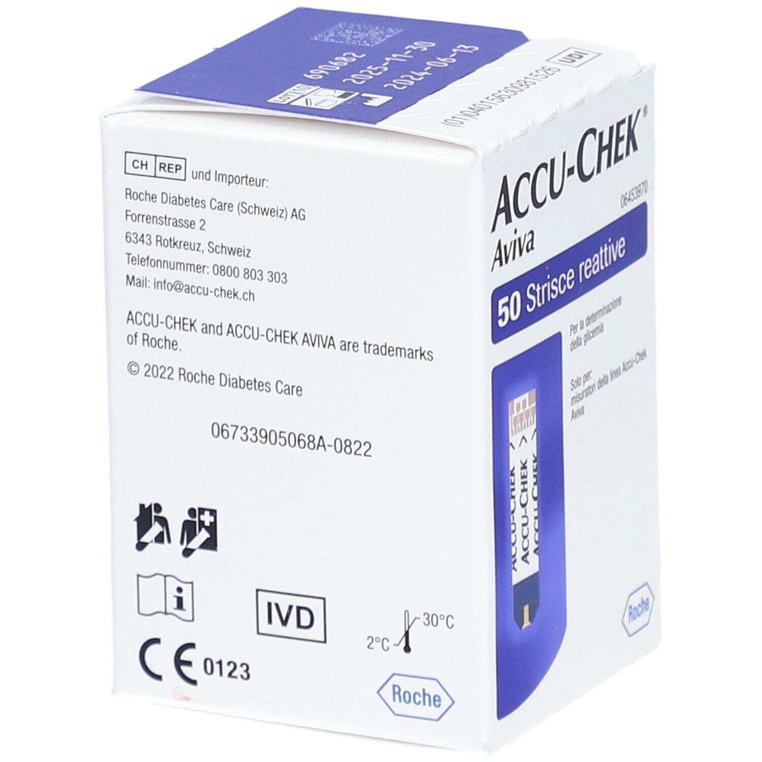 Schachtel mit ACCU-CHEK Aviva Teststreifen. 50 Teststreifen. Aufdrucke in Deutsch und Französisch. CE-Kennzeichnung.