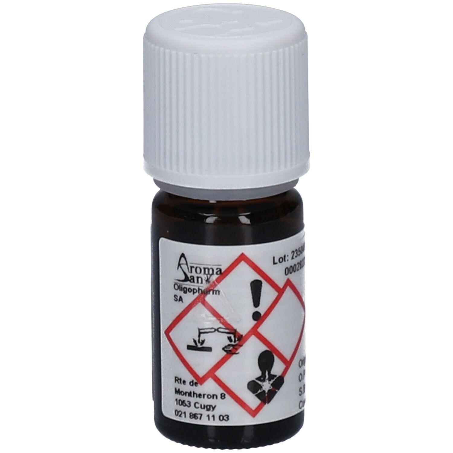 Flacon en verre brun avec bouchon blanc. Étiquette avec symboles de danger et logo de l'entreprise. HE 5 ml.