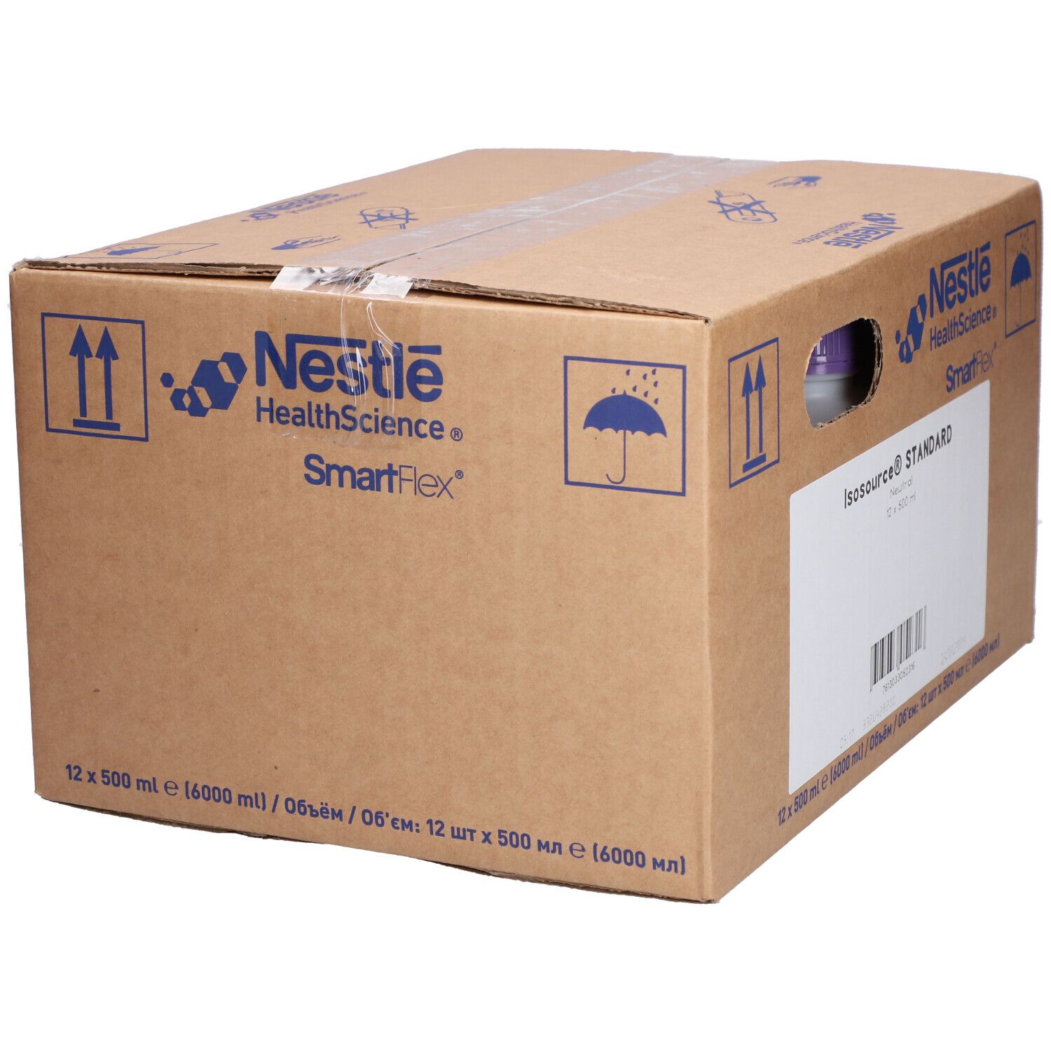 Karton mit NESTLE Isosource® STANDARD. Aufschrift: 12 x 500 ml. Logo und Text in mehreren Sprachen.