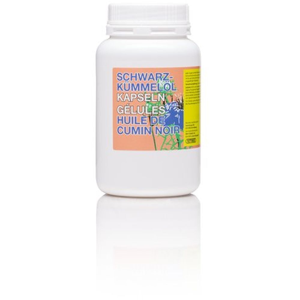 Weiße Flasche mit Schraubverschluss. Aufkleber mit Produktbezeichnung: Schwarzkümmelöl Kapseln.