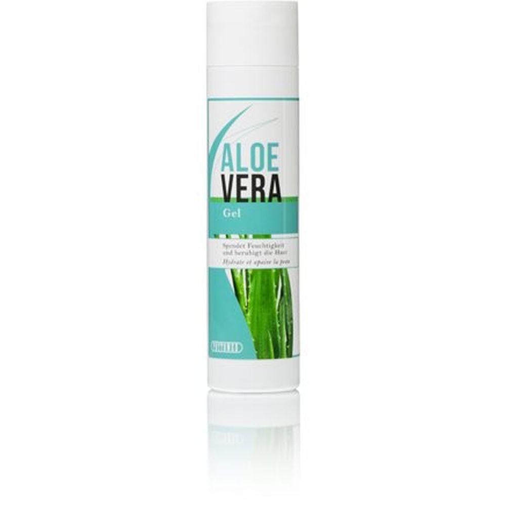 Weiße Tube mit Aloe Vera Gel. Aufschrift: ALOE VERA Gel. Türkisgrüner Streifen mit Aloe-Vera-Blatt. Marke: PHYTOMED.