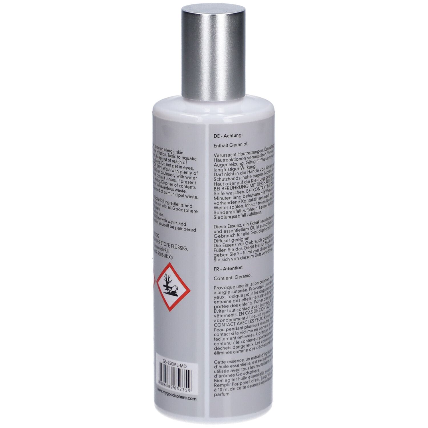Rückseite der Flasche. Text in Deutsch und Französisch. Enthält Geraniol. Gefahrensymbole. Herstellerinformationen.