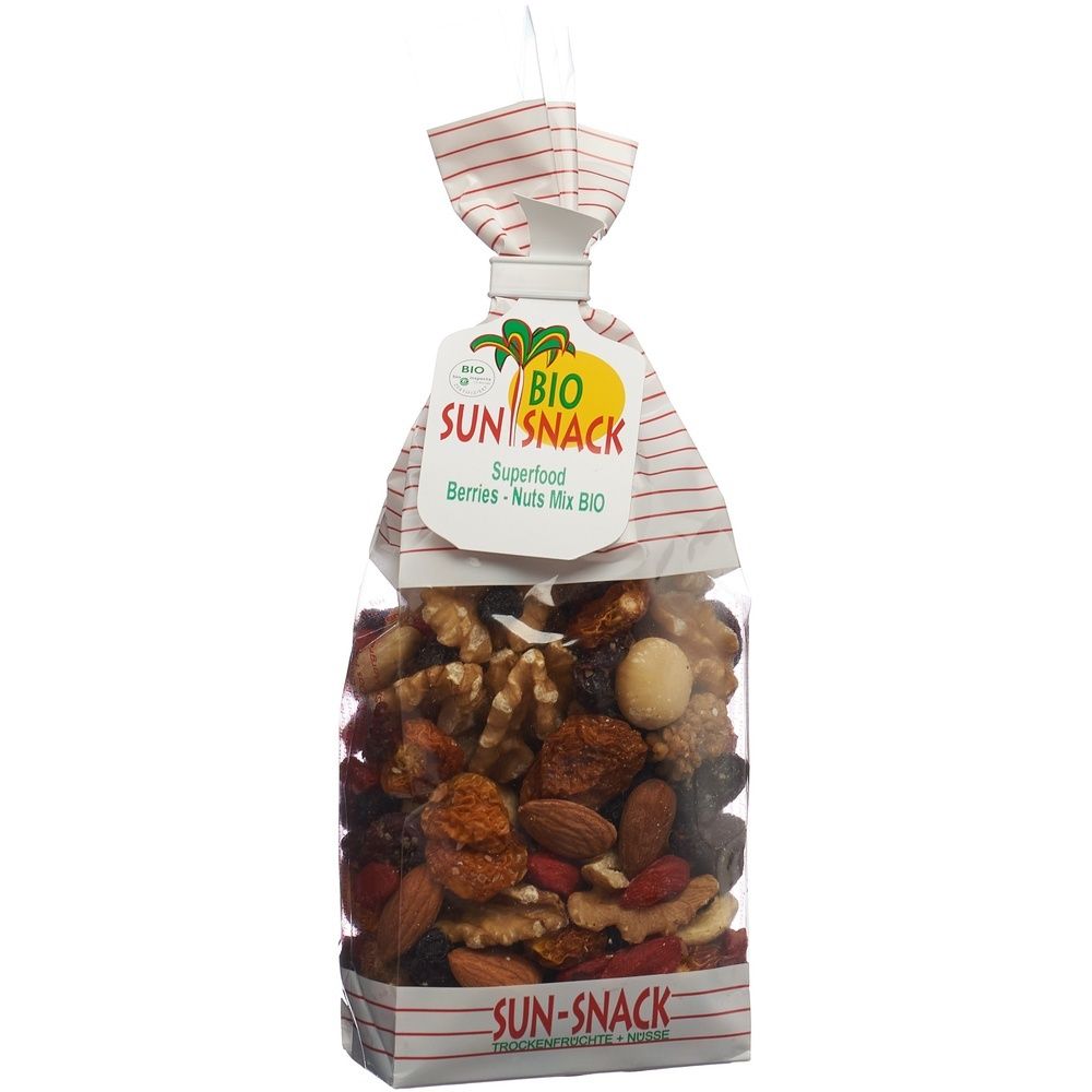 Klare Tüte mit Superfood-Beeren-Nuss-Mix. Aufschrift BIO SUN SNACK. Rote und weiße Streifen am oberen Verschluss.