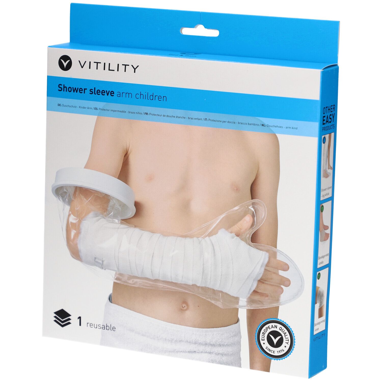 Verpackung mit VITILITY Duschschutz Arm Kind. Der Armschutz ist transparent mit weißem Verschluss. Auf der Verpackung steht "1 reusable".