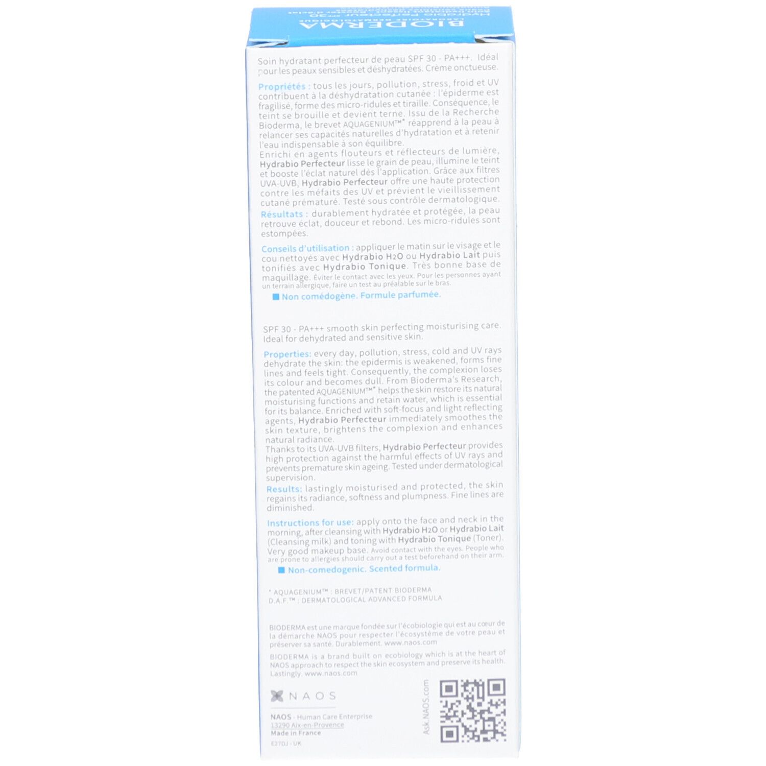 Emballage du produit, bleu et blanc. Texte en plusieurs langues, dont le français et l'anglais. Code QR.