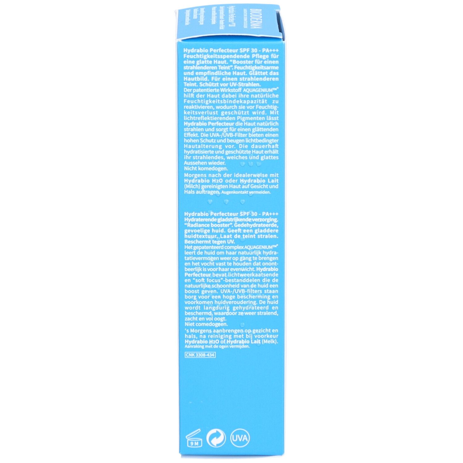 Emballage du produit, bleu et blanc. Texte en plusieurs langues, dont le français et l'anglais.